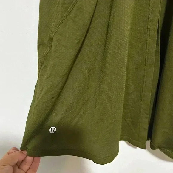 Lululemon Goal Up Tank top tie back size 8 In Olive Green Sleeveless - Picture 6 of 6